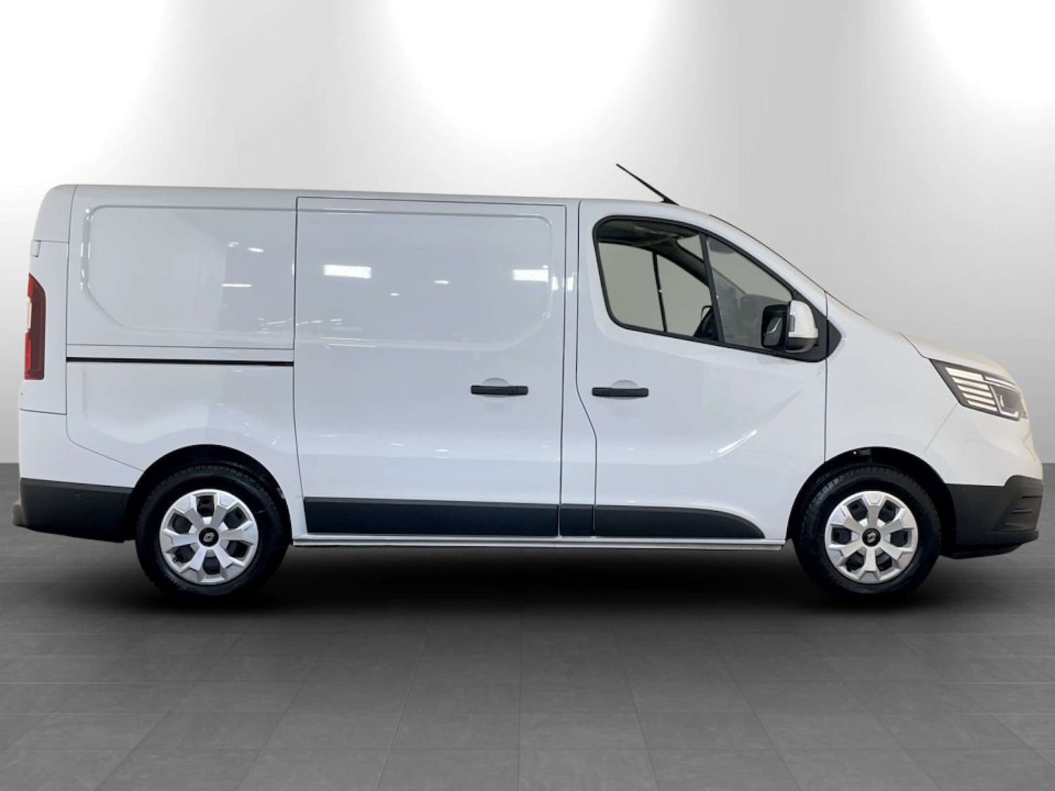 Used Renault Trafic 2025 for sale - 77185663: Photo 10