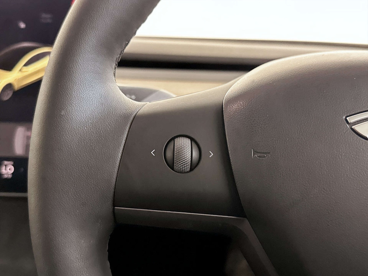 Used Tesla Model 3 2021 for sale - 77342177: Photo 17