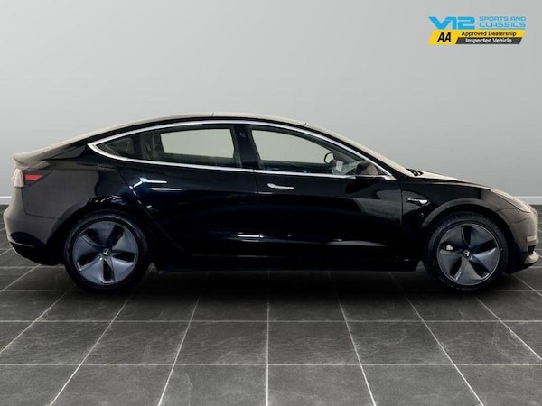 Used Tesla Model 3 2019 for sale - 76222609: Photo 11