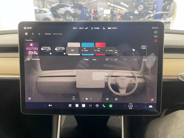 Used Tesla Model 3 2019 for sale - 76222609: Photo 24