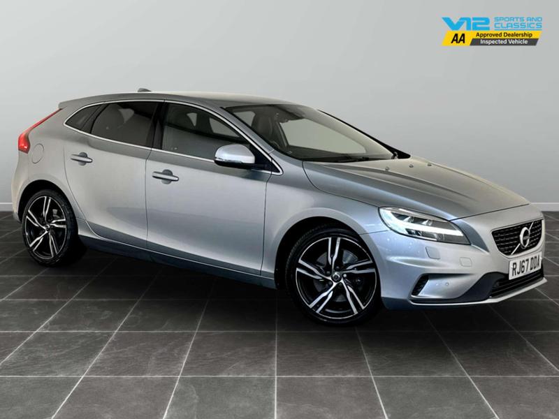 Used Volvo V40 2017 for sale - 76904581: Photo 1