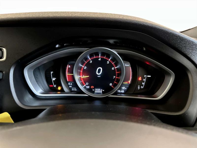 Used Volvo V40 2017 for sale - 76904581: Photo 18