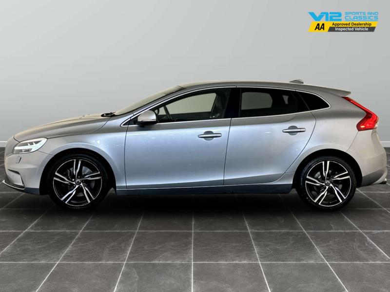 Used Volvo V40 2017 for sale - 76904581: Photo 7