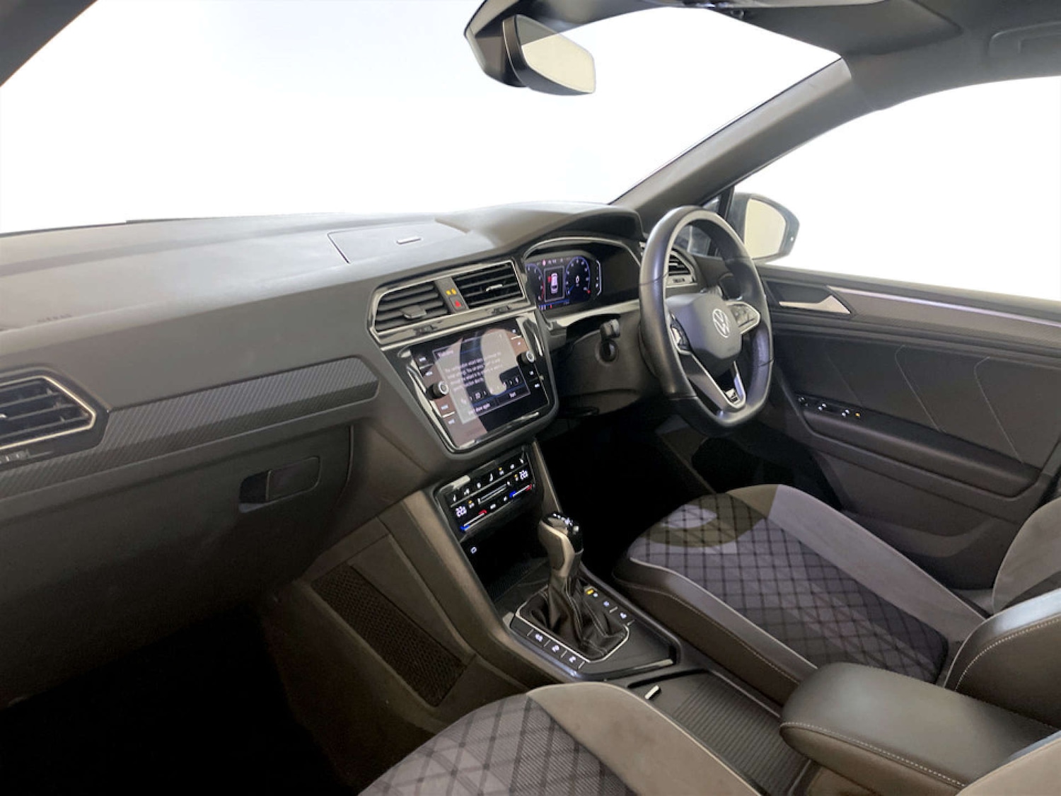 Used Volkswagen Tiguan 2021 for sale - 77283180: Photo 12