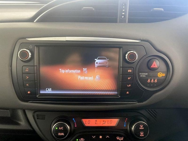 Used Toyota Yaris 2017 for sale - 76261084: Photo 23