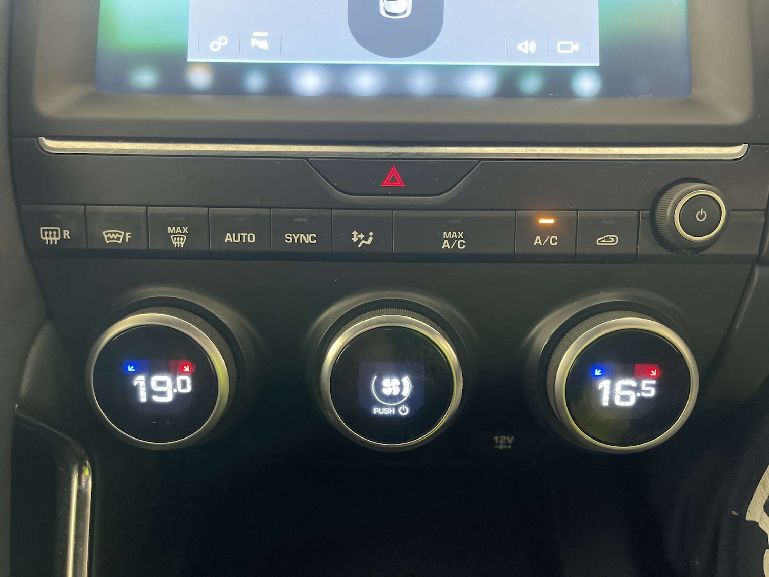 Used Jaguar E-Pace 2019 for sale - 77998603: Photo 24