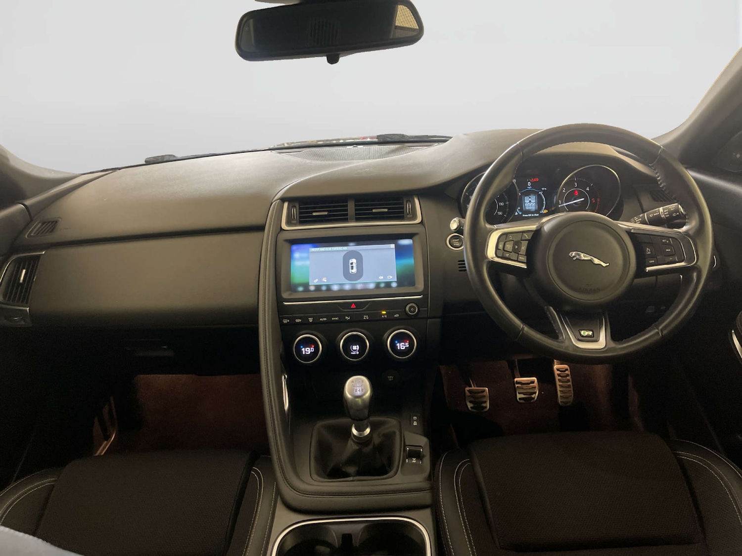 Used Jaguar E-Pace 2019 for sale - 77998603: Photo 3