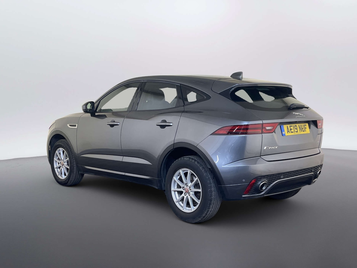 Used Jaguar E-Pace 2019 for sale - 77998603: Photo 8