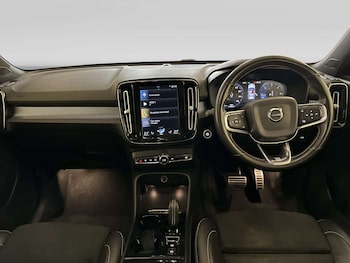 Used Volvo XC40 2019 for sale - 79334909: Photo