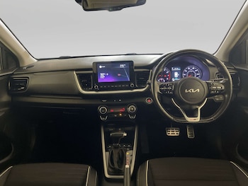 Used Kia Stonic 2021 for sale - 79056962: Photo