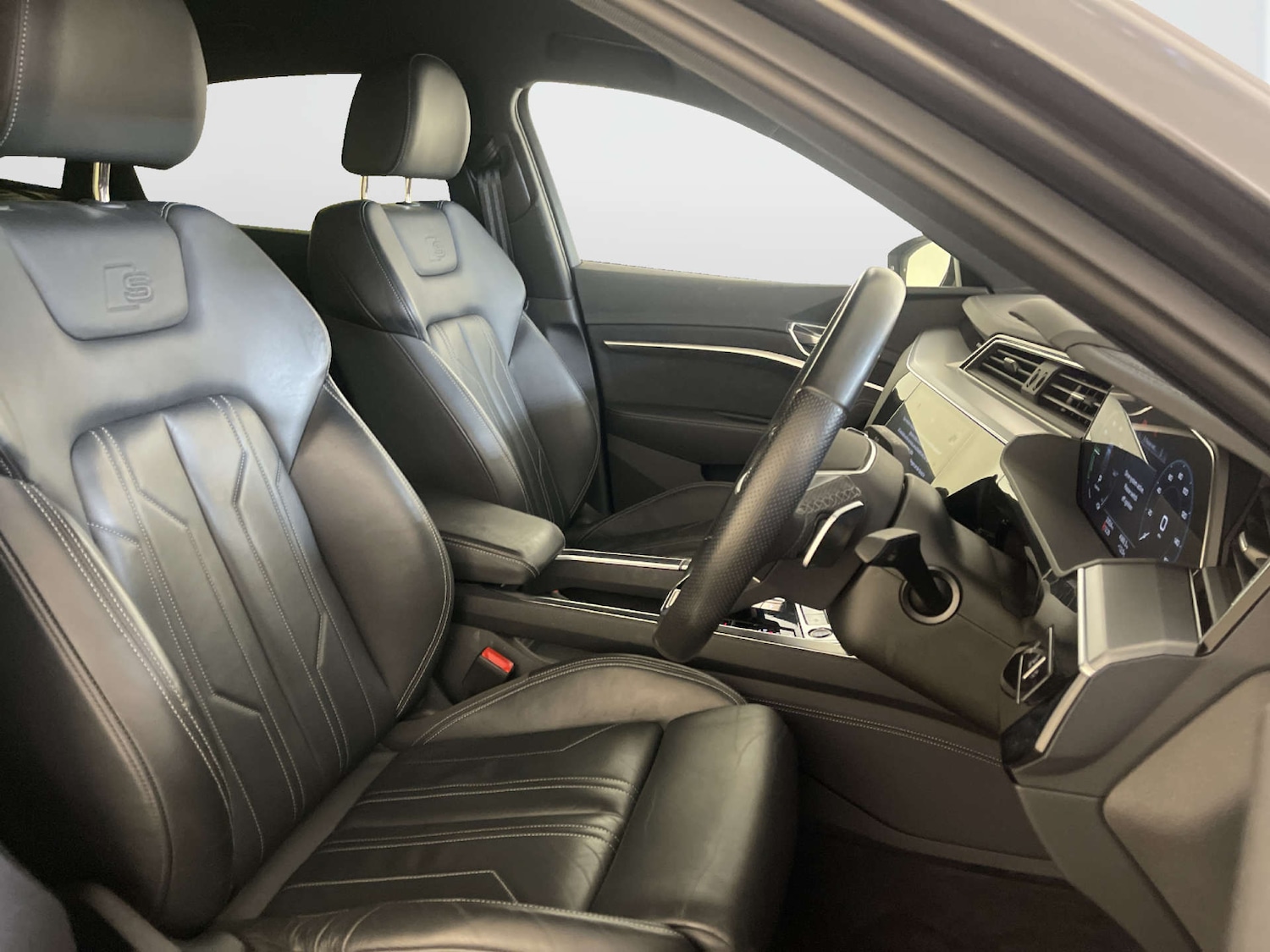 Used Audi e-tron 2022 for sale - 78003650: Photo 13