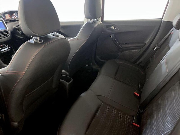 Used Peugeot 208 2019 for sale - 76222533: Photo 14