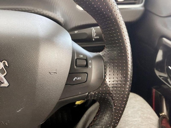 Used Peugeot 208 2019 for sale - 76222533: Photo 19