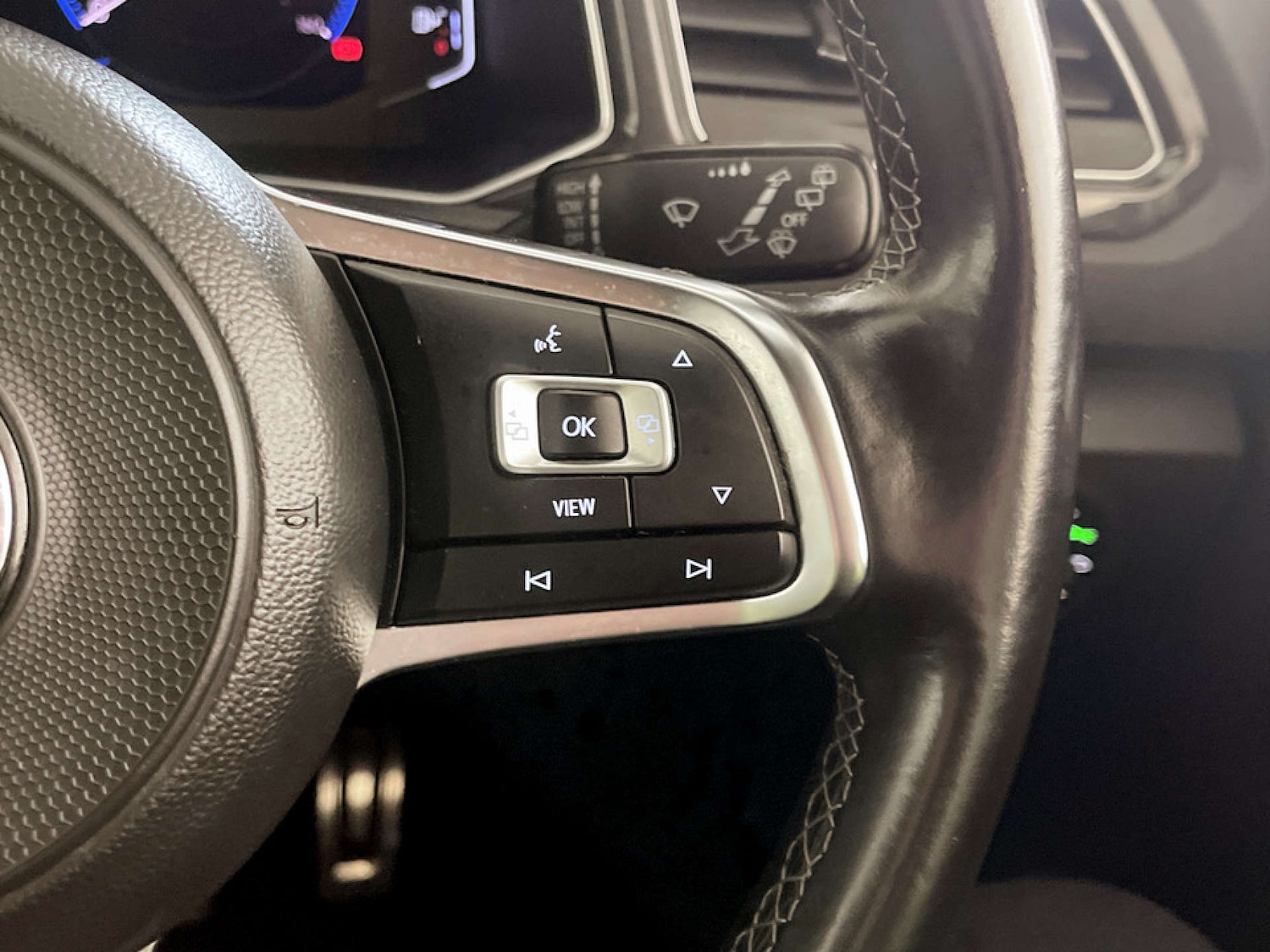 Used Volkswagen T-Roc 2019 for sale - 77774309: Photo 19