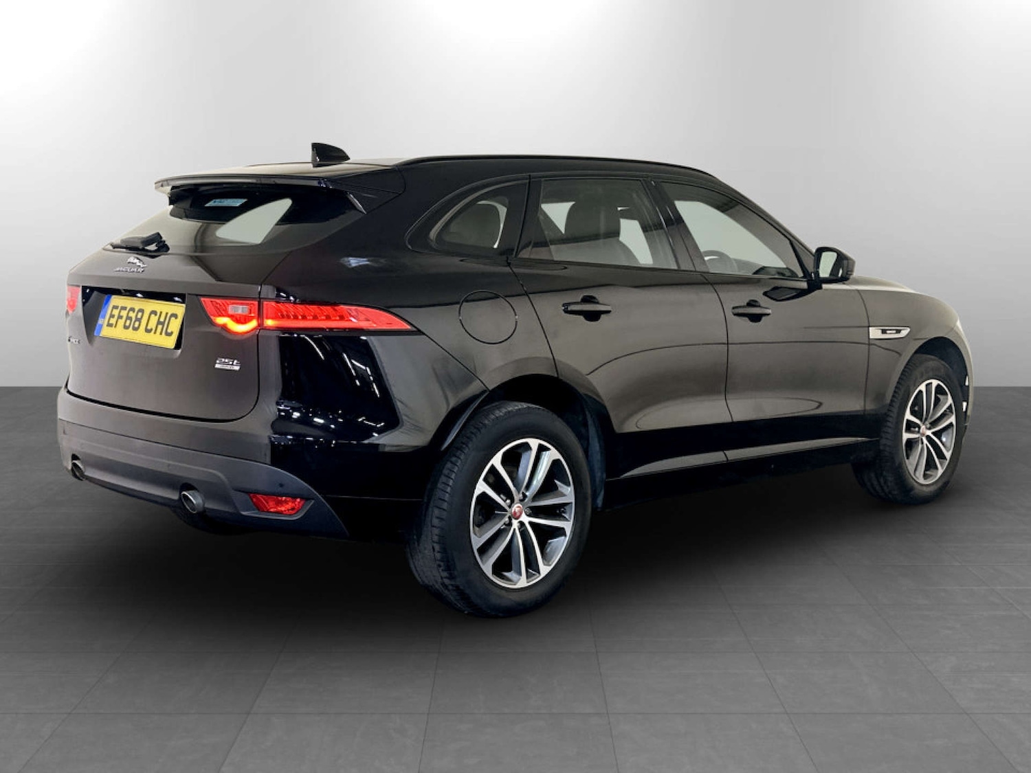 Used Jaguar F-Pace 2018 for sale - 77185624: Photo 10