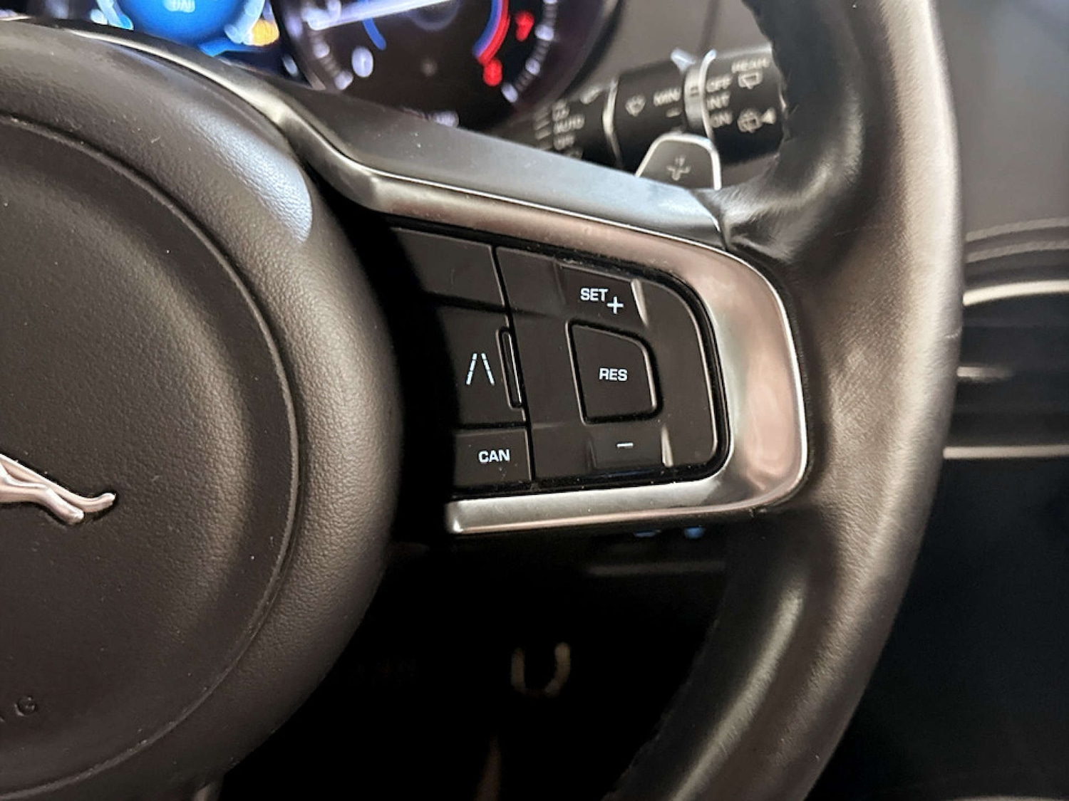 Used Jaguar F-Pace 2018 for sale - 77185624: Photo 19