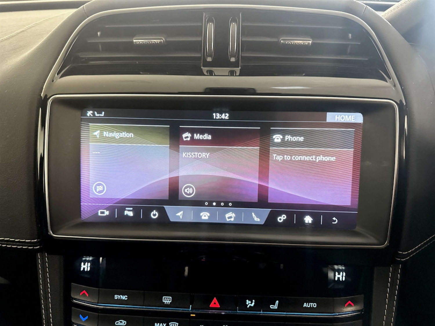 Used Jaguar F-Pace 2018 for sale - 77185624: Photo 24