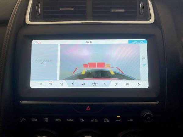 Used Jaguar E-Pace 2018 for sale - 76340193: Photo 21