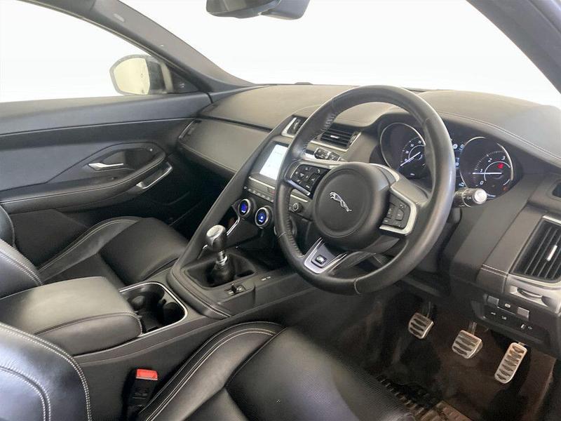 Used Jaguar E-Pace 2020 for sale - 76355627: Photo 15