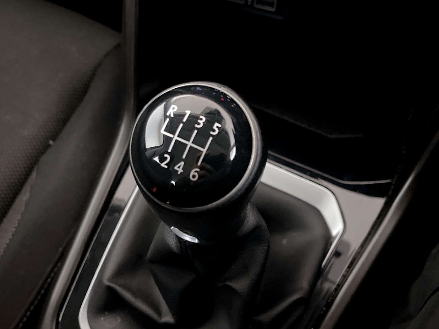 Used Volkswagen T-Roc 2019 for sale - 77487053: Photo 26