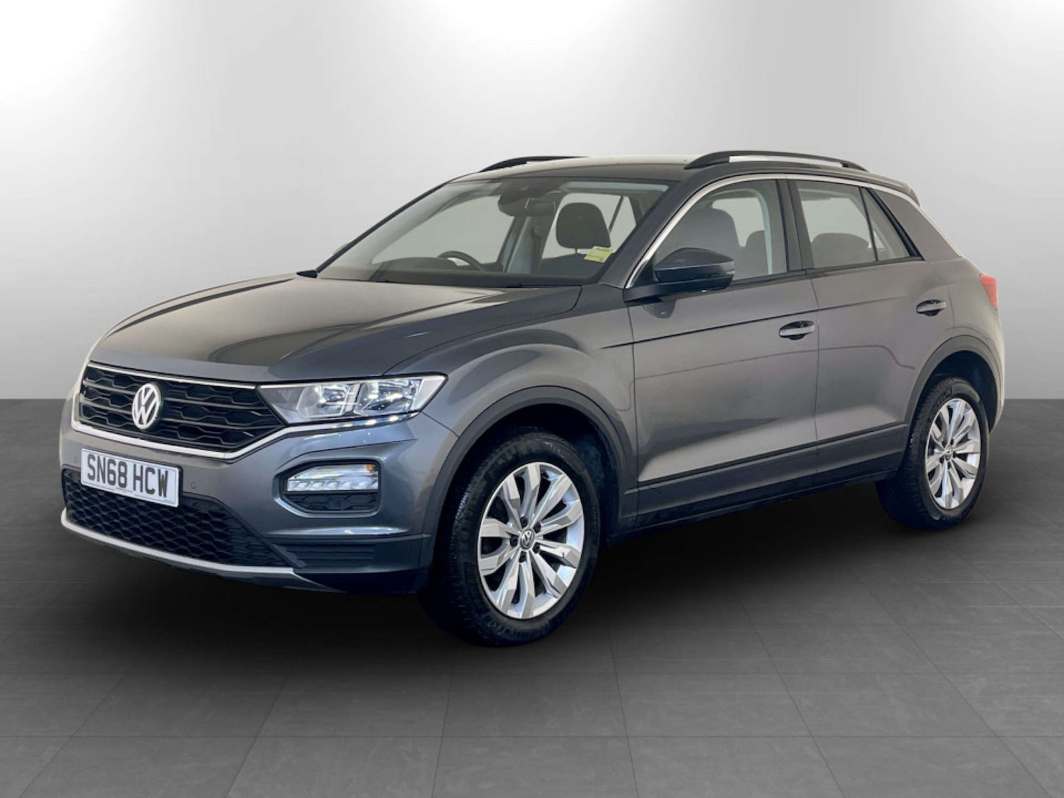 Used Volkswagen T-Roc 2019 for sale - 77487053: Photo 6