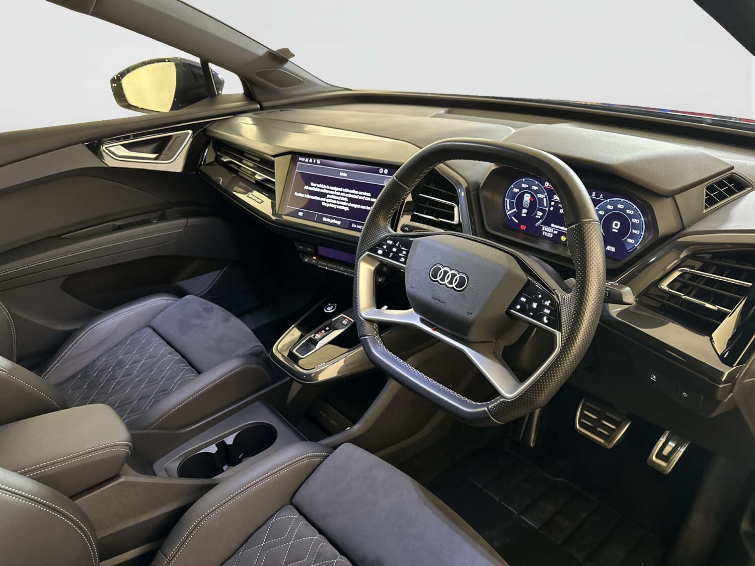 Used Audi Q4 e-tron 2022 for sale - 78150125: Photo 15