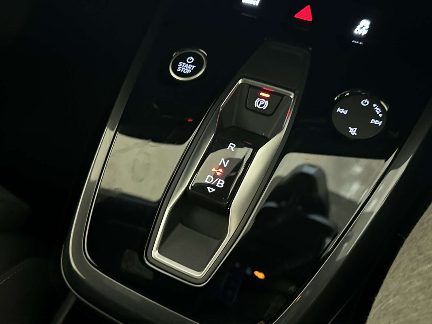 Used Audi Q4 e-tron 2022 for sale - 78150125: Photo 26