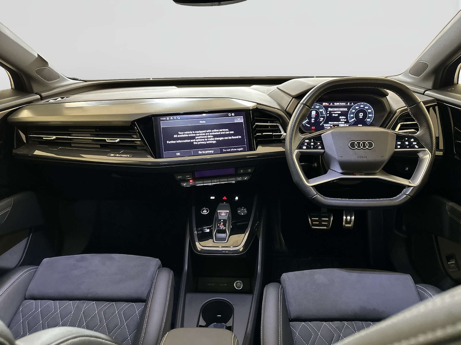 Used Audi Q4 e-tron 2022 for sale - 78150125: Photo 3