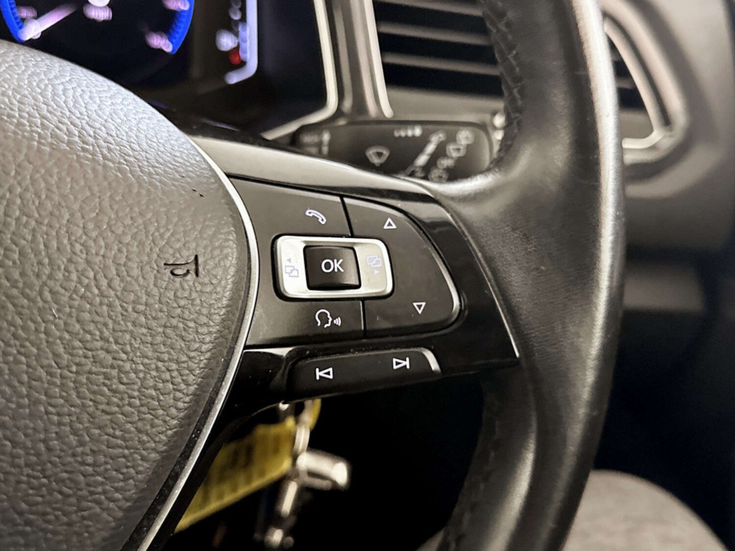 Used Volkswagen T-Roc 2018 for sale - 77469901: Photo 19