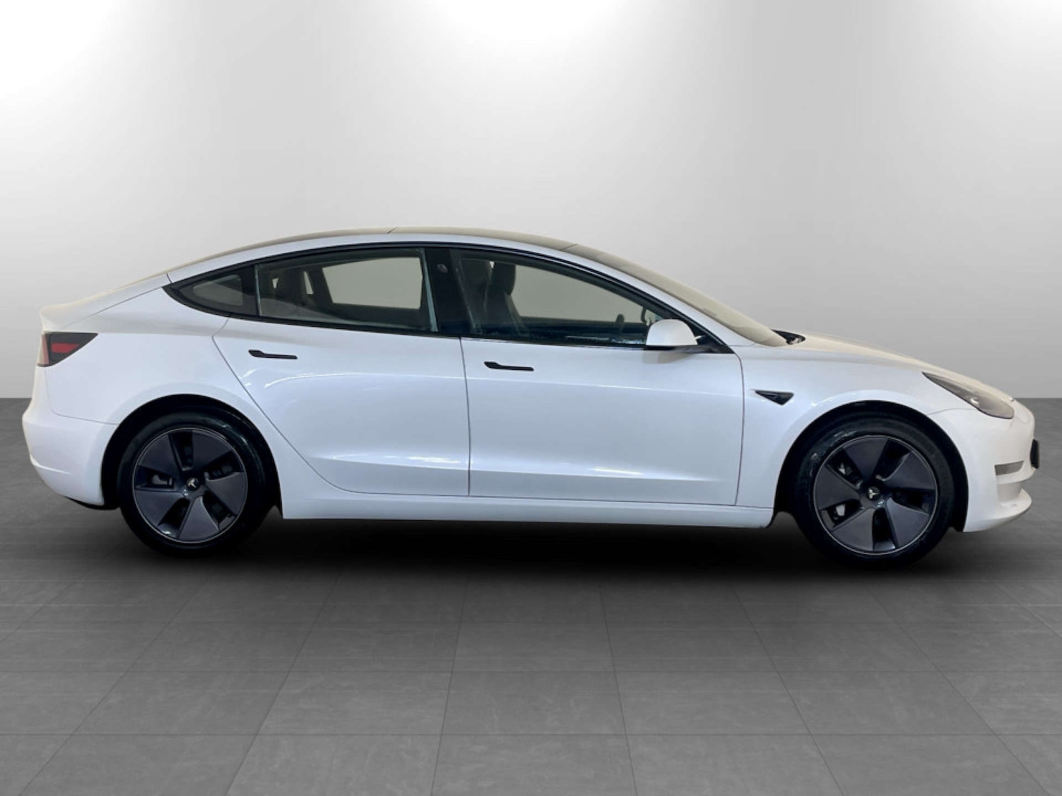 Used Tesla Model 3 2022 for sale - 77469954: Photo 11
