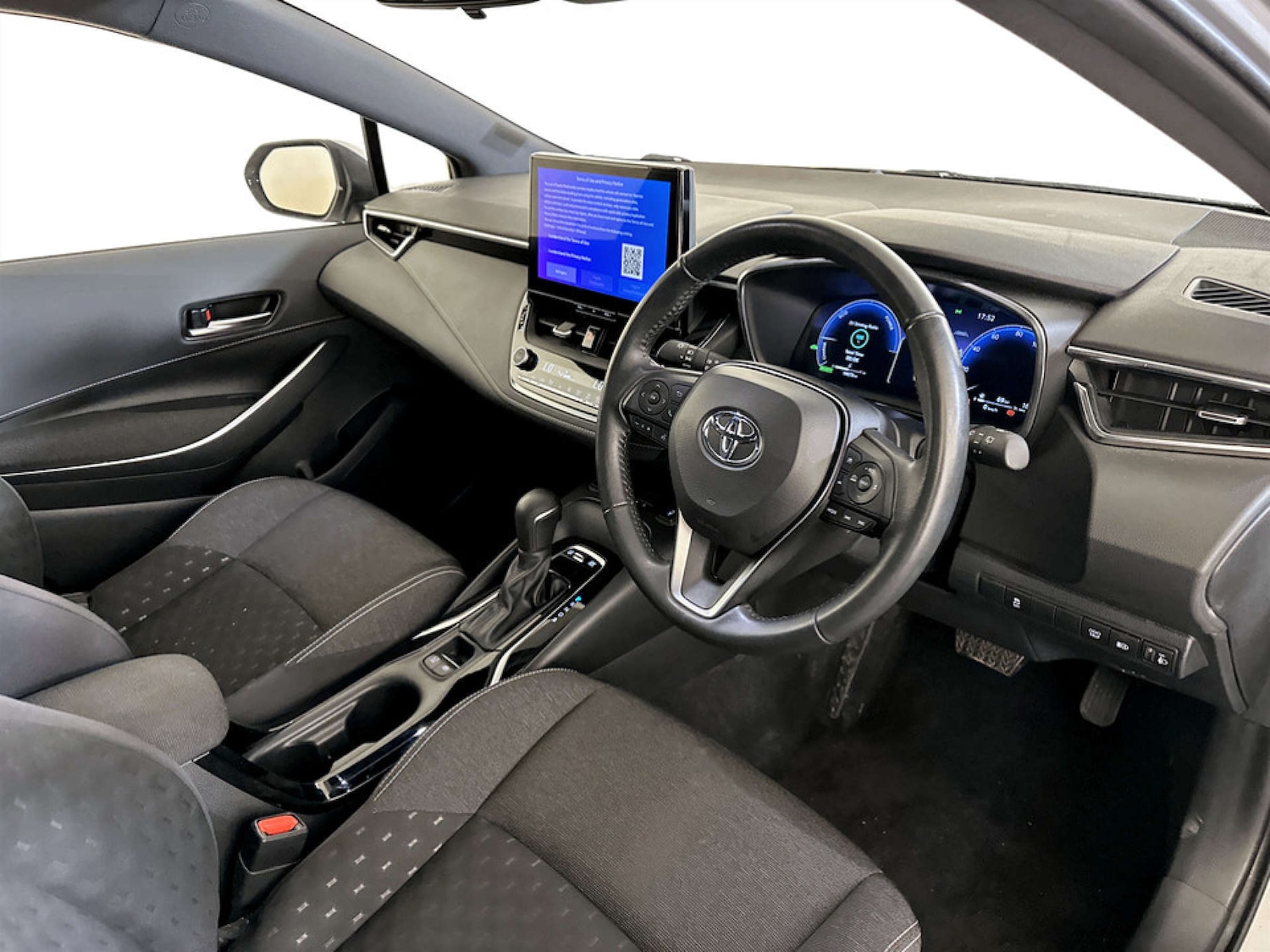 Used Toyota Corolla 2024 for sale - 77750326: Photo 15