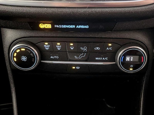 Used Ford Fiesta 2019 for sale - 76319319: Photo 25
