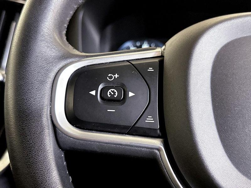 Used Volvo V60 2019 for sale - 76355600: Photo 17