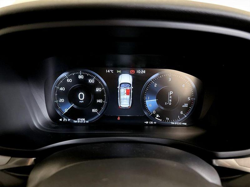 Used Volvo V60 2019 for sale - 76355600: Photo 18