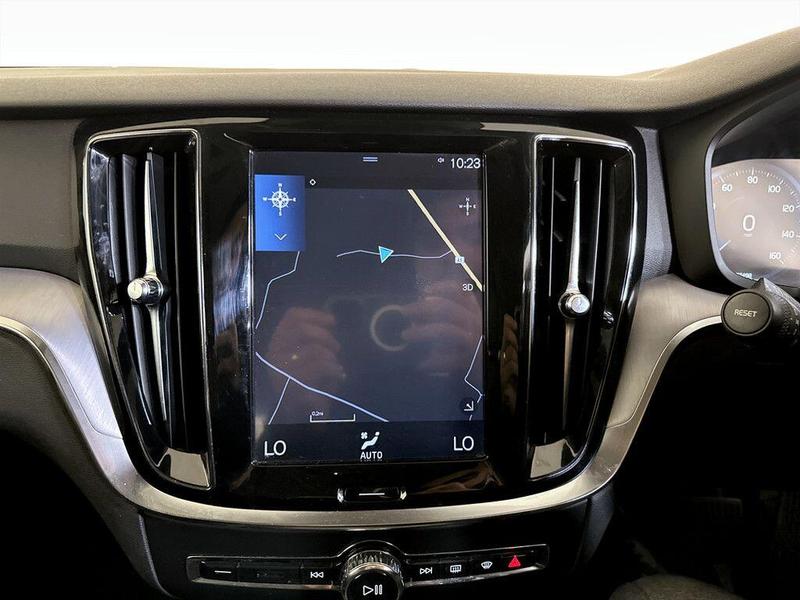 Used Volvo V60 2019 for sale - 76355600: Photo 20