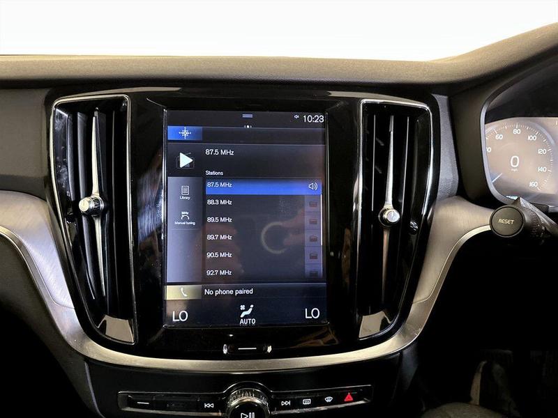 Used Volvo V60 2019 for sale - 76355600: Photo 21