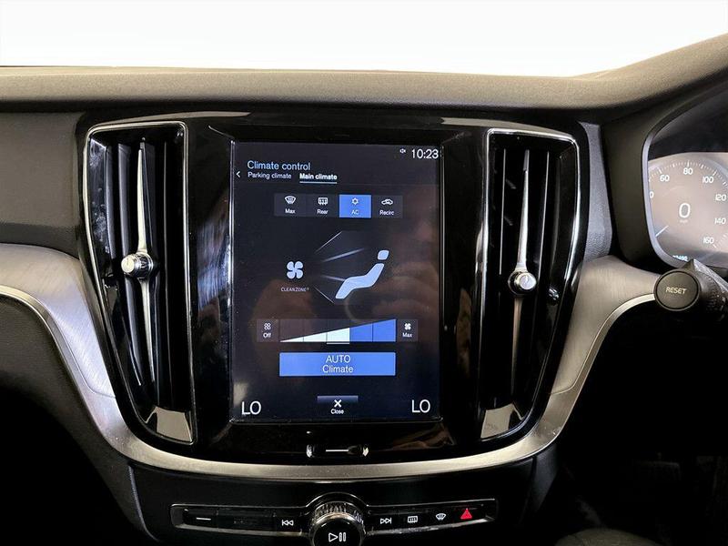 Used Volvo V60 2019 for sale - 76355600: Photo 23