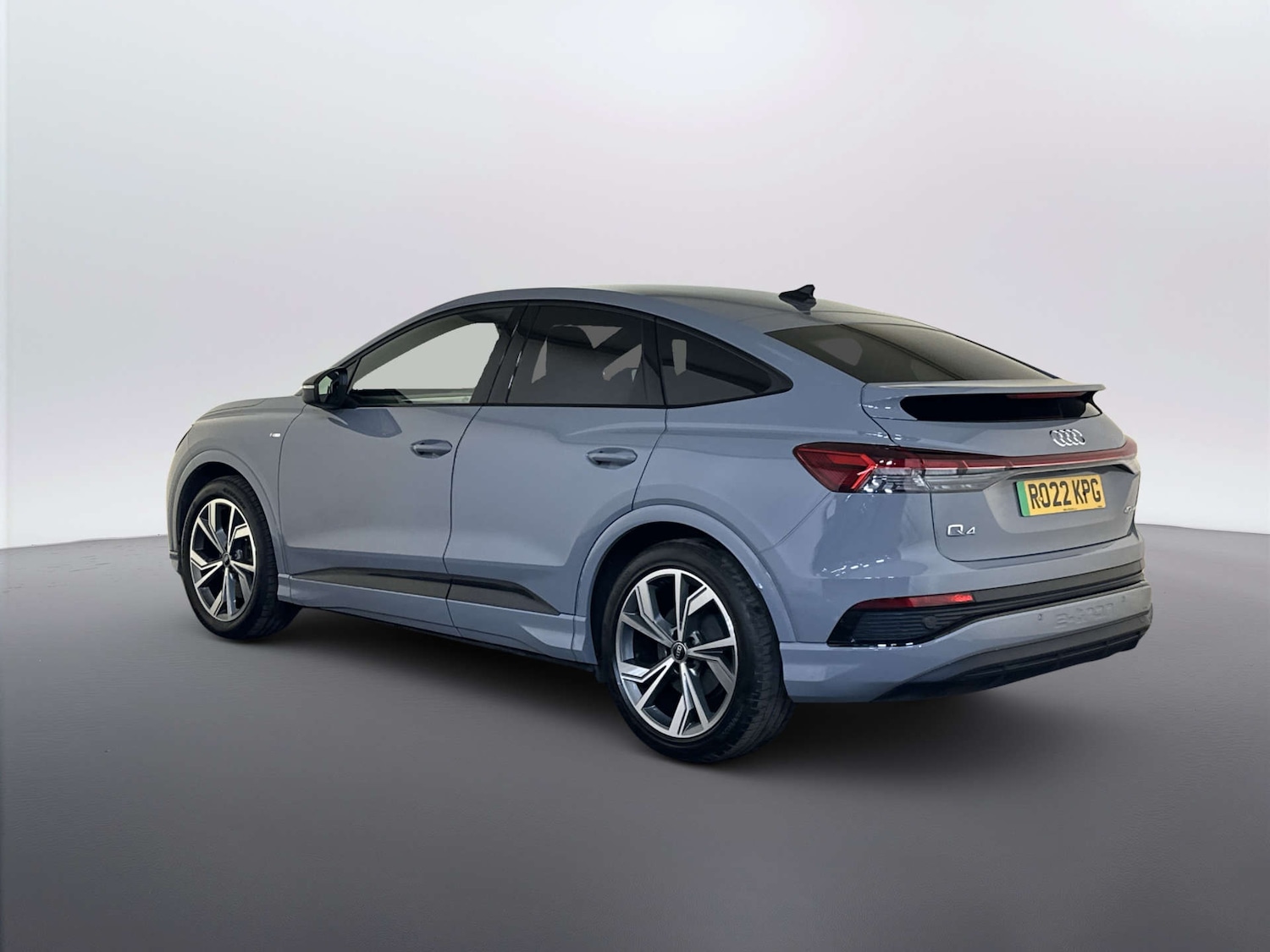 Used Audi Q4 e-tron 2022 for sale - 78196830: Photo 8