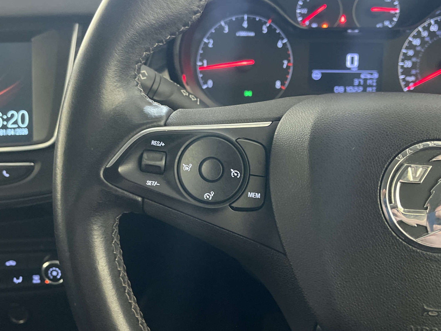 Used Vauxhall Crossland X 2019 for sale - 78105693: Photo 17