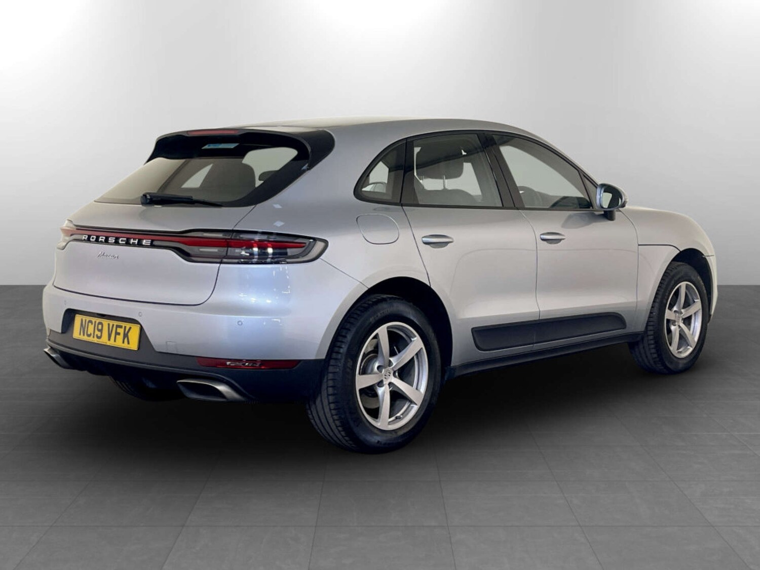 Used Porsche Macan 2019 for sale - 77469894: Photo 10