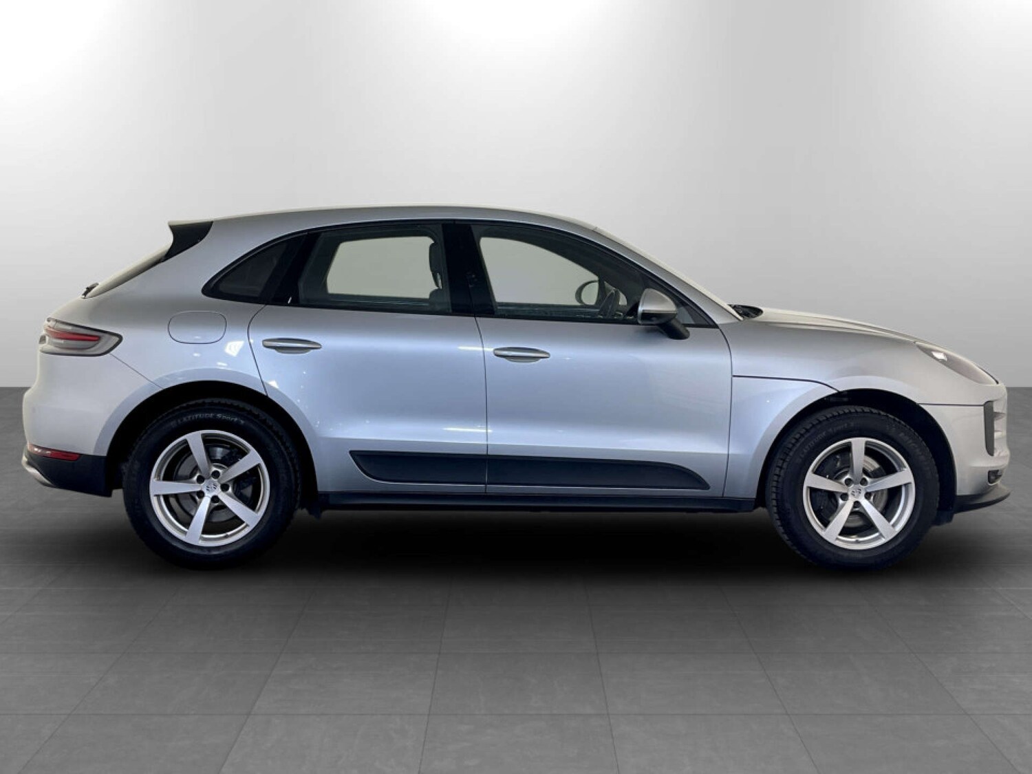 Used Porsche Macan 2019 for sale - 77469894: Photo 11