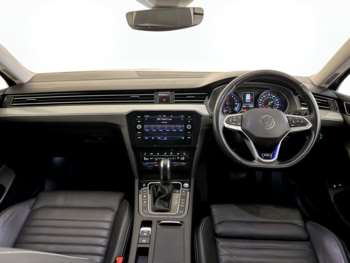 Used Volkswagen Passat 2021 for sale - 75005031: Photo