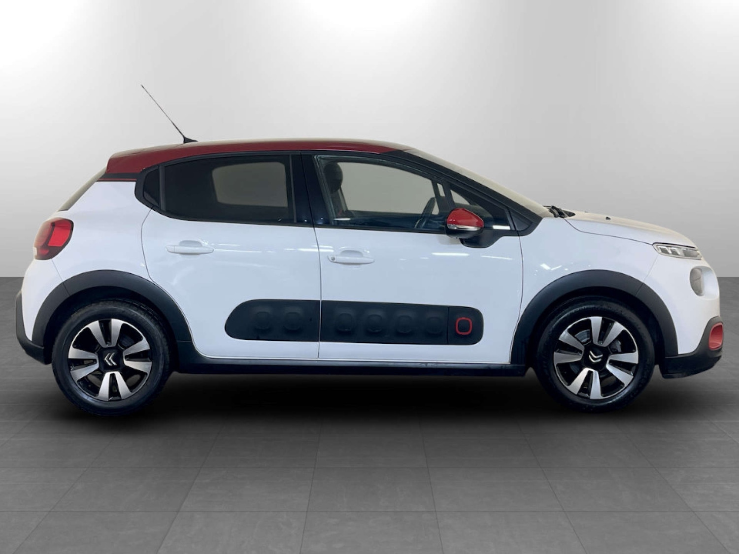 Used Citroen C3 2017 for sale - 77502047: Photo 11