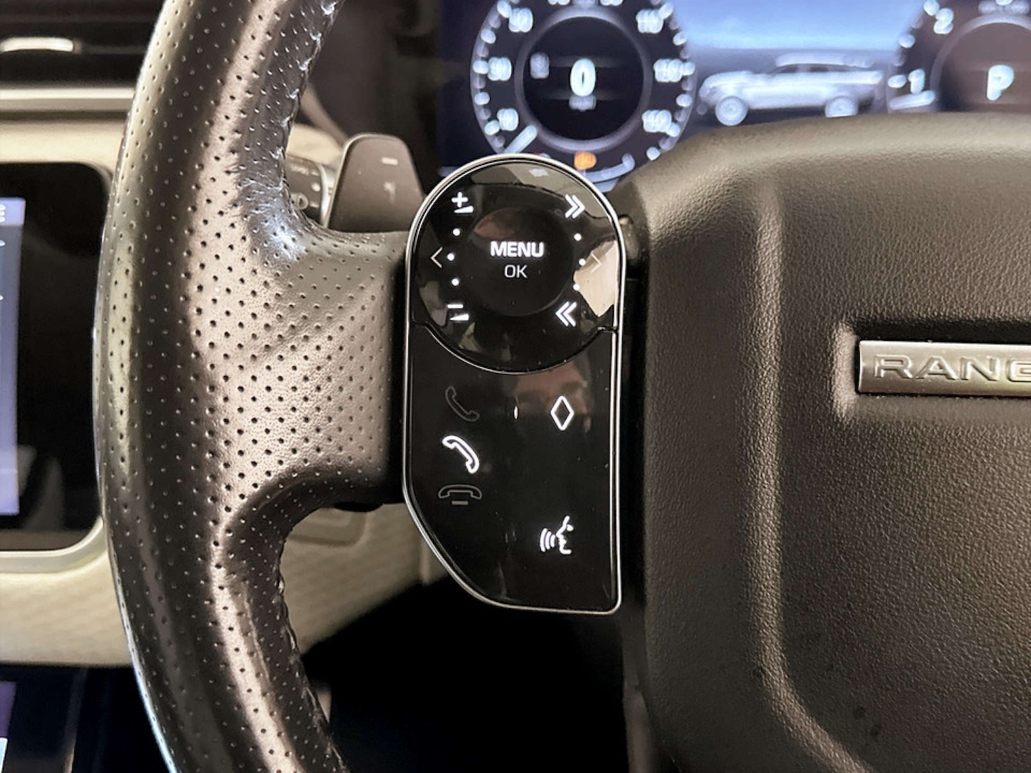 Used Land Rover Range Rover Velar 2017 for sale - 77487063: Photo 17