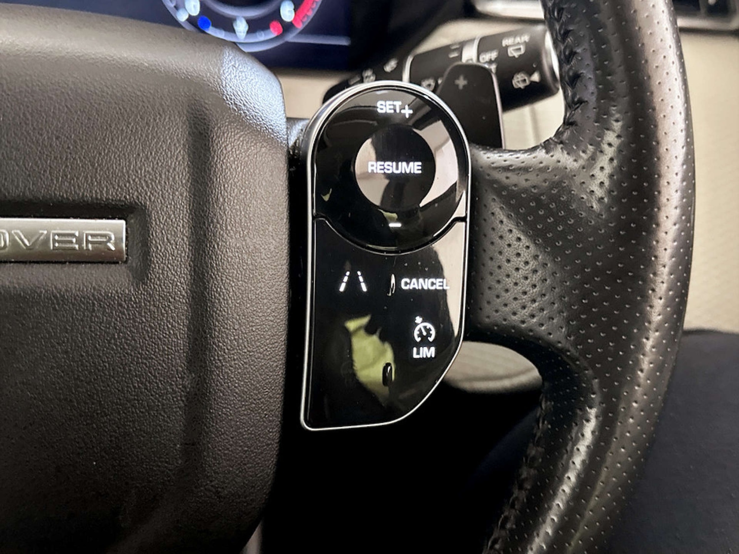 Used Land Rover Range Rover Velar 2017 for sale - 77487063: Photo 19