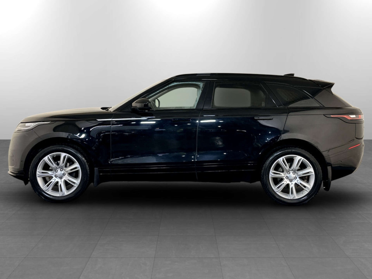 Used Land Rover Range Rover Velar 2017 for sale - 77487063: Photo 7