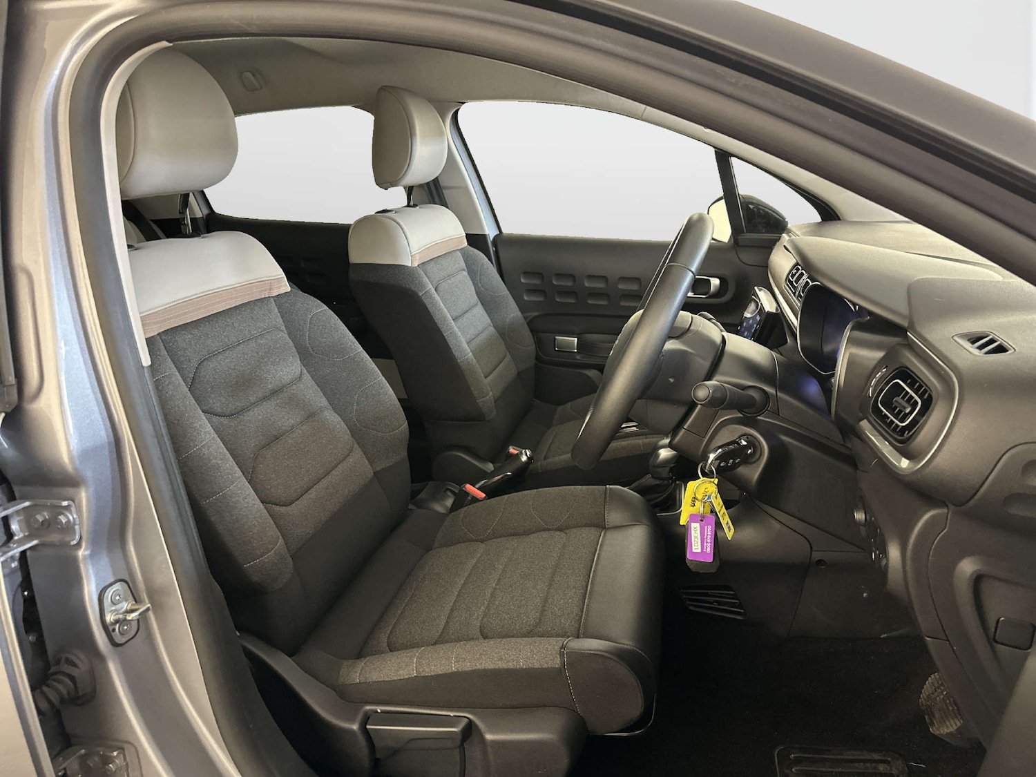 Used Citroen C3 2023 for sale - 77945406: Photo 13