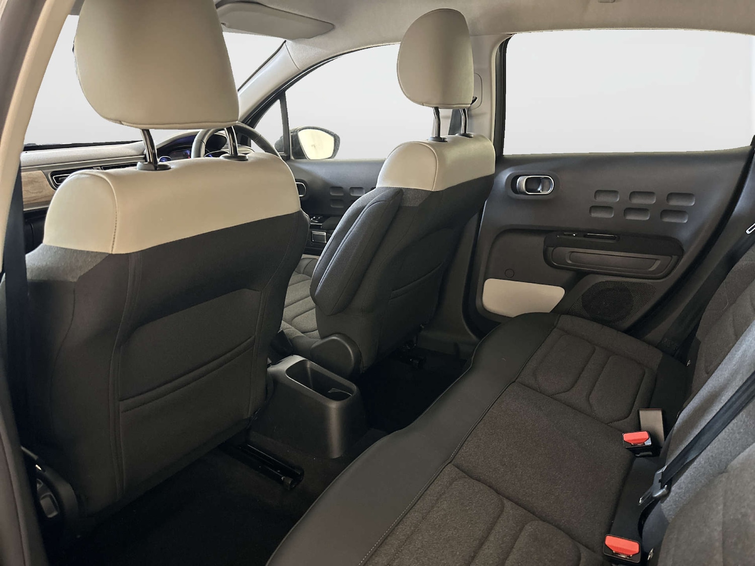 Used Citroen C3 2023 for sale - 77945406: Photo 14