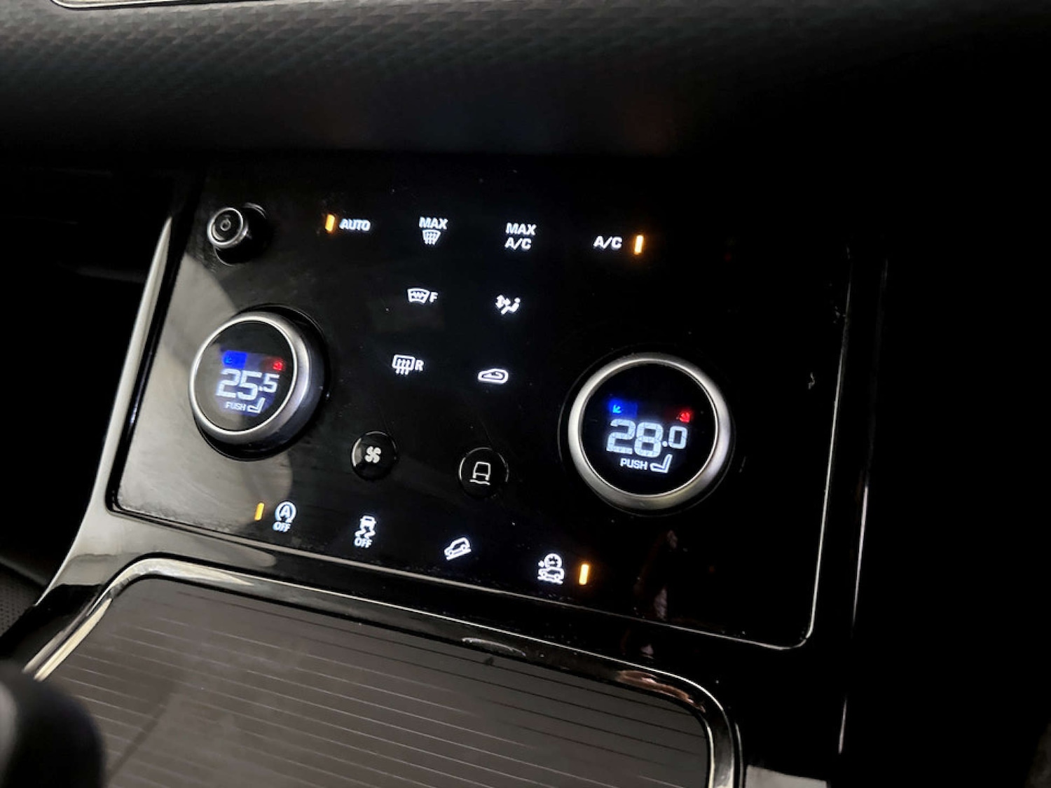 Used Land Rover Range Rover Evoque 2021 for sale - 77185640: Photo 25