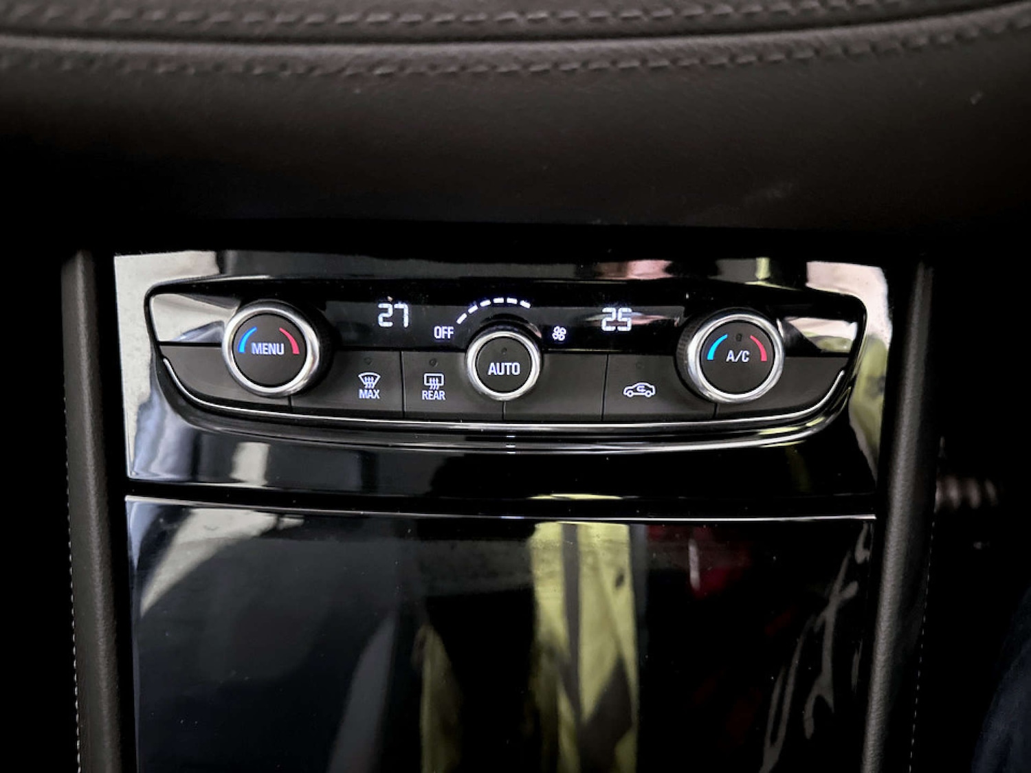 Used Vauxhall Grandland X 2021 for sale - 77299430: Photo 23